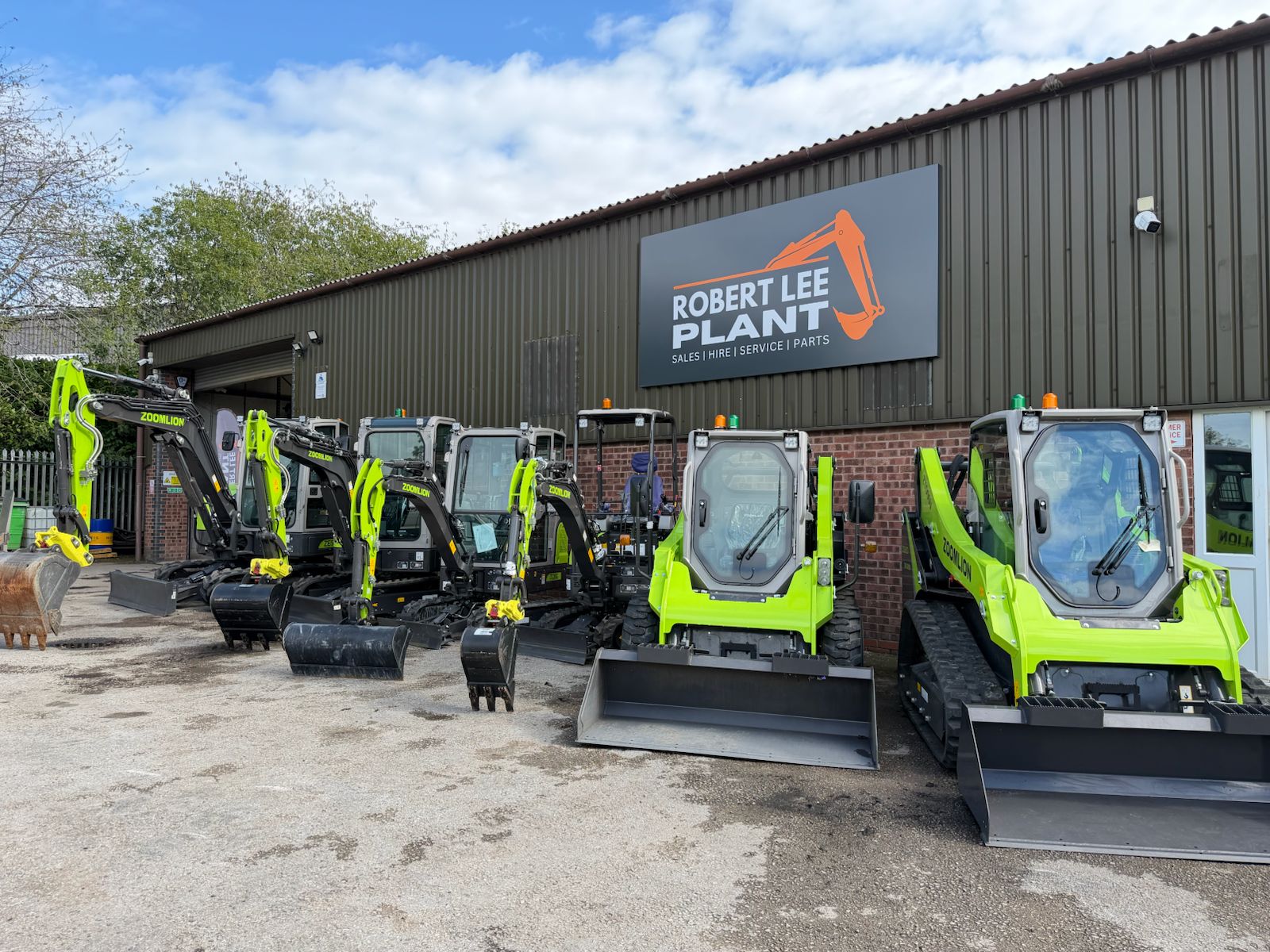 Zoomlion Excavators & Skidsteers